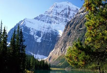 世界杯购彩网站 -男子(zi)登山意(yì)外受(shòu)傷(shāng)，海淀警(jǐng)方成(chéng)功施救