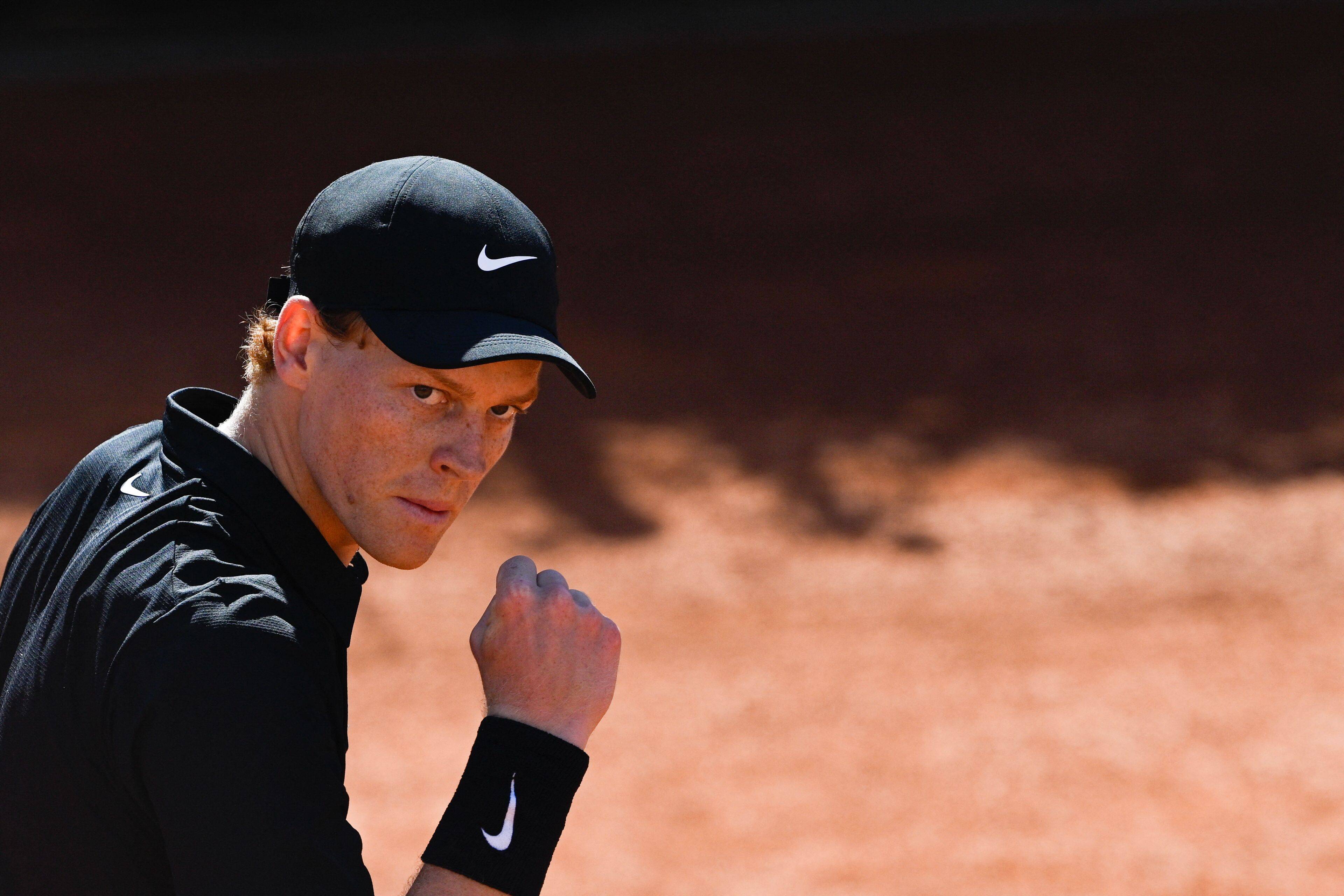 (外代二线)网球——ATP1000罗马站:辛纳晋级16强