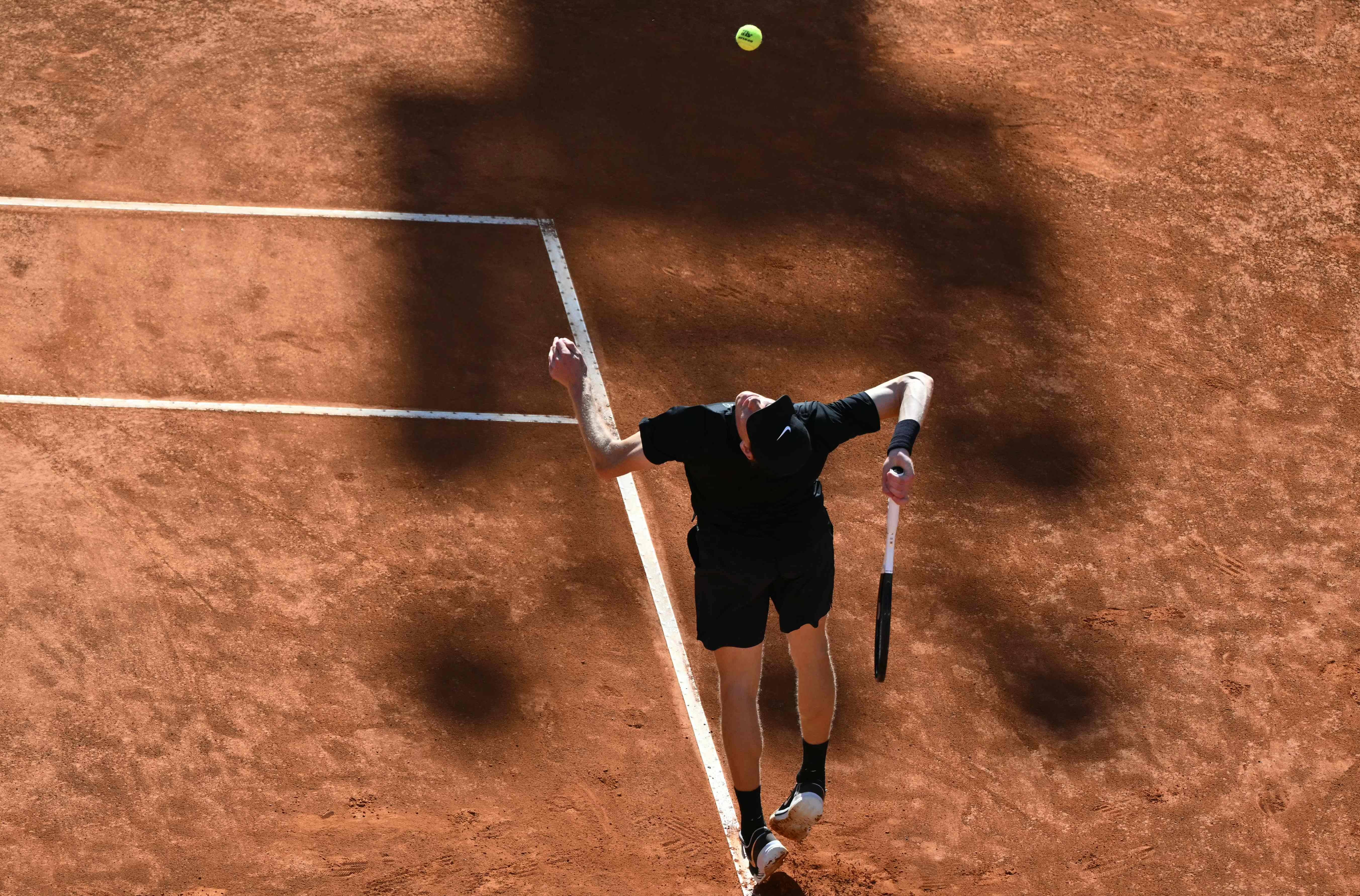 (外代二线)网球——ATP1000罗马站:辛纳晋级16强