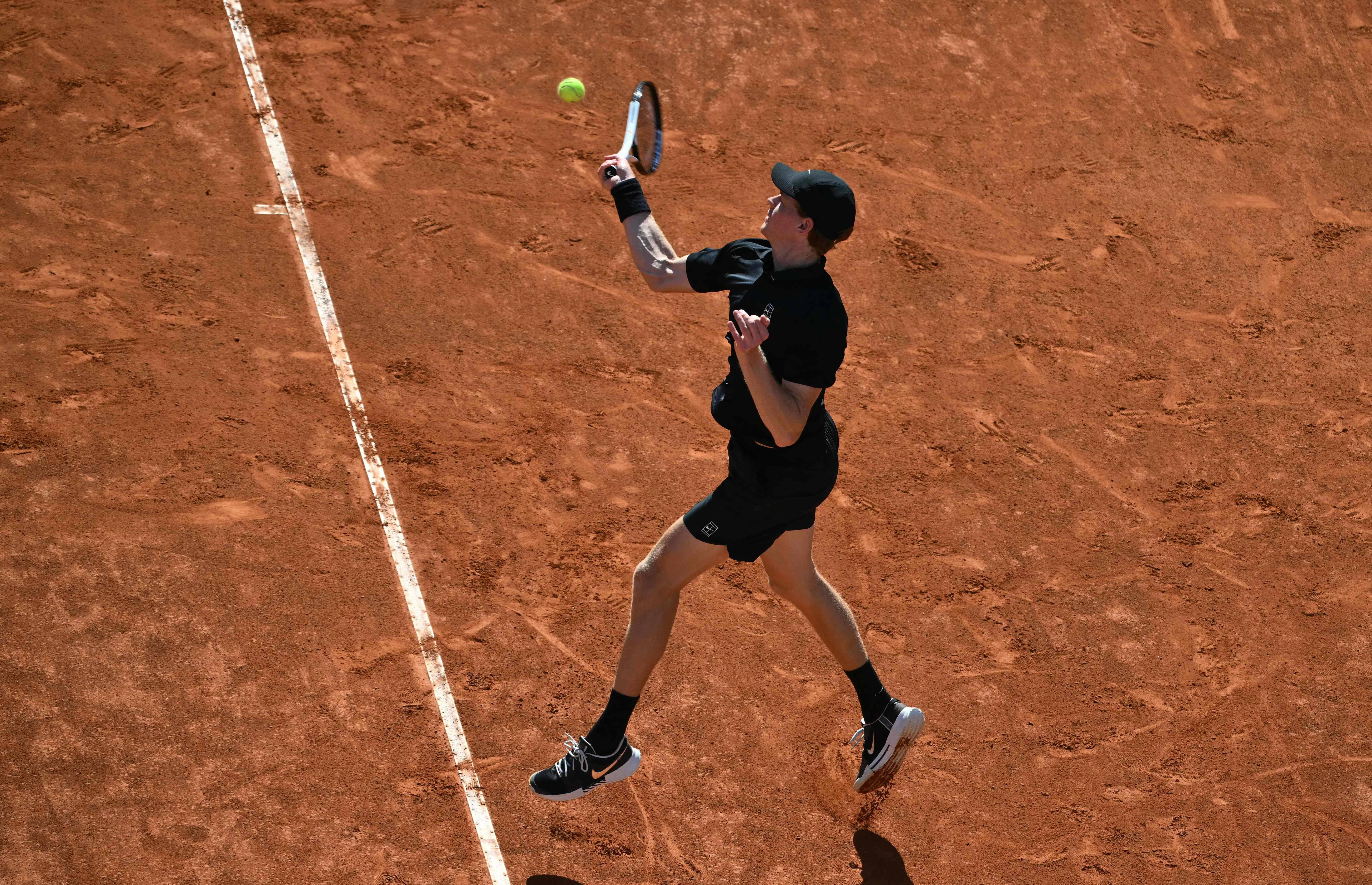 (外代二线)网球——ATP1000罗马站:辛纳晋级16强